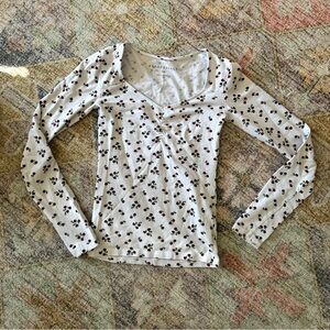 Aeropostale Long Sleeve Rose Pattern XS